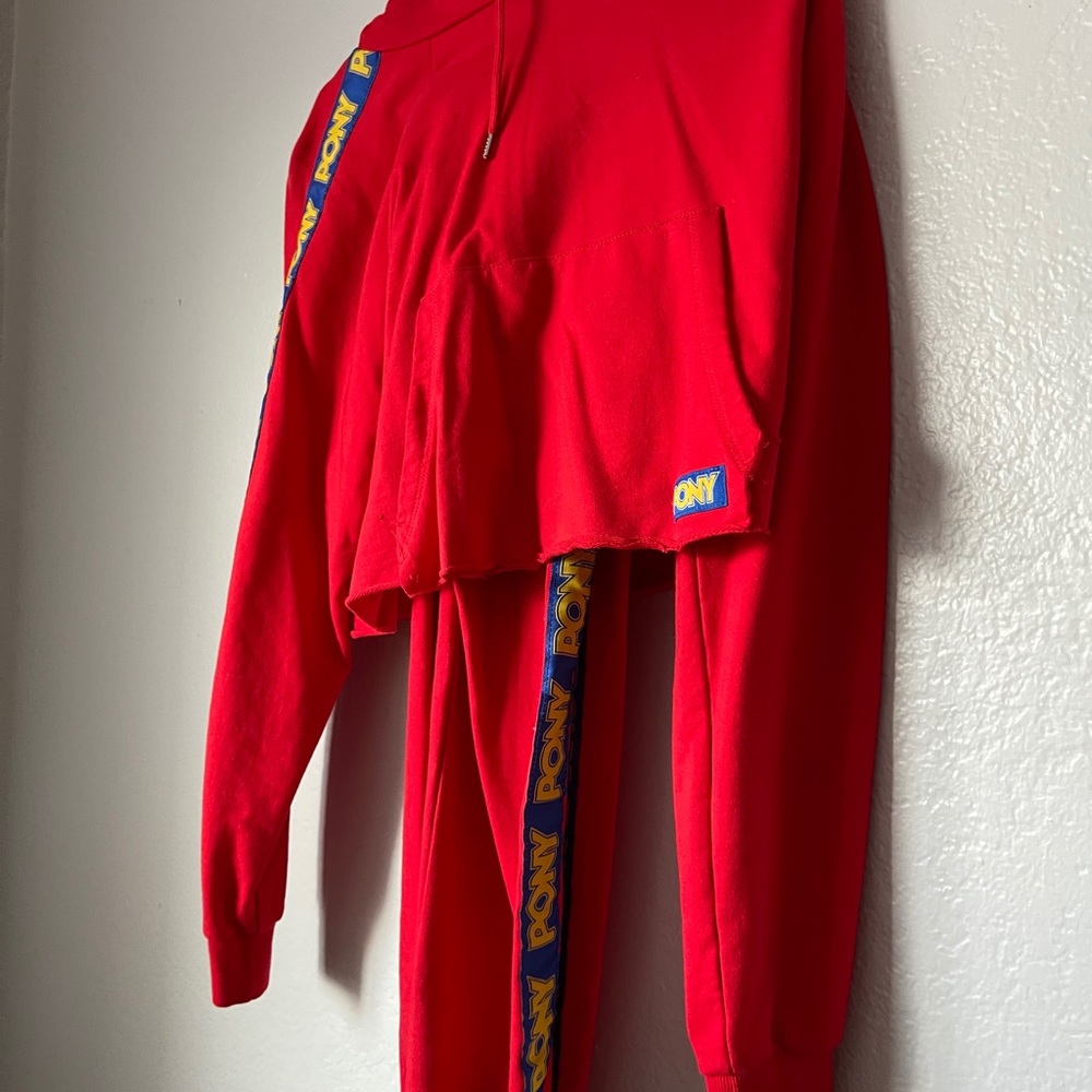 Matching Set - Picture 3 of 3